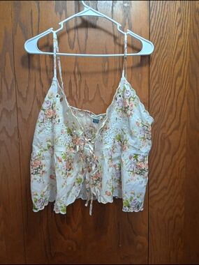 American Eagle Outfitters White Floral Lace-Trim Crop Cami